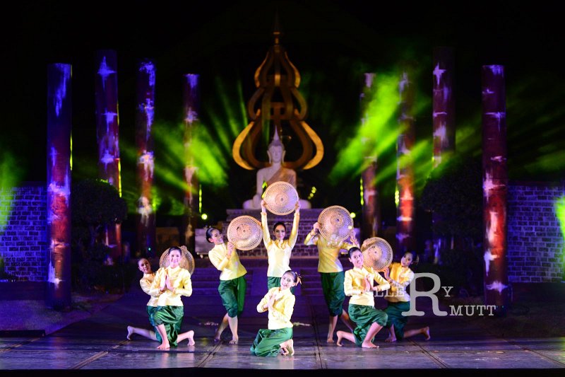 20151125-Loy Kratong_27.JPG